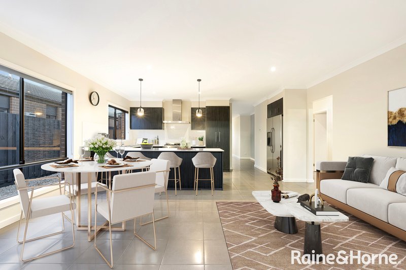 Photo - 16 Ferrari Drive, Cranbourne East VIC 3977 - Image 6