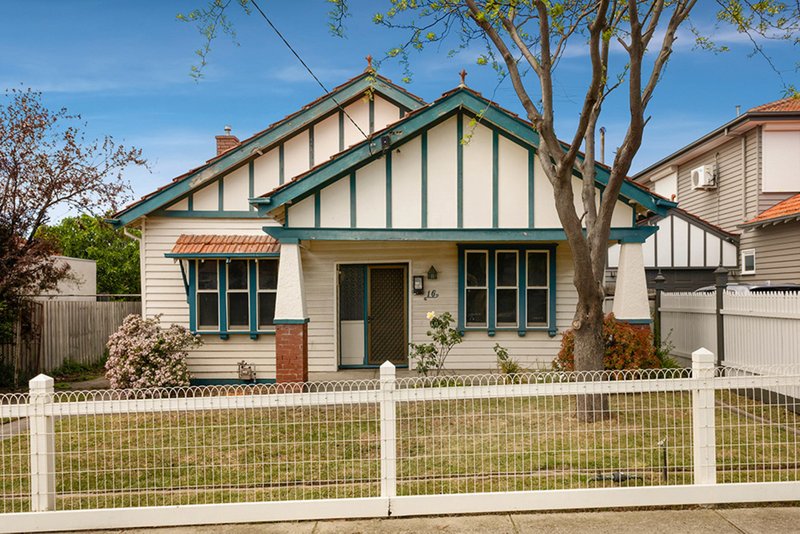 16 Ferry Crescent, Brunswick West VIC 3055