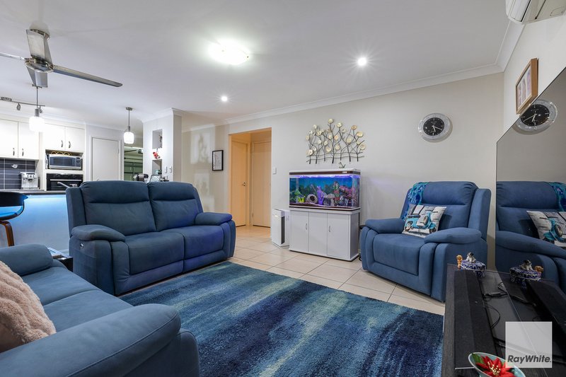 Photo - 16 Fiddlewood Street, Victoria Point QLD 4165 - Image 9