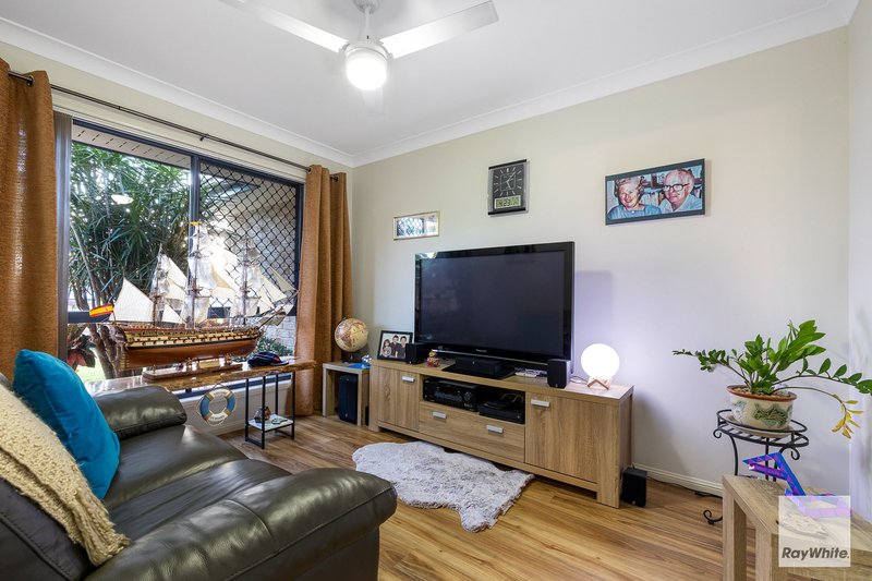 Photo - 16 Fiddlewood Street, Victoria Point QLD 4165 - Image 13