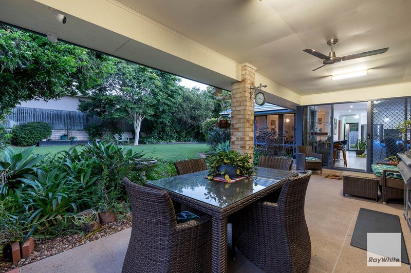 Photo - 16 Fiddlewood Street, Victoria Point QLD 4165 - Image 17