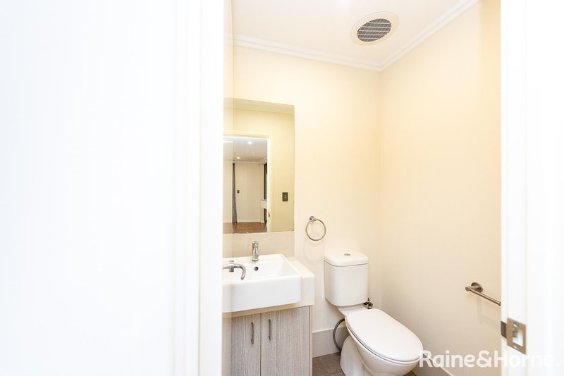 Photo - 16 Finlay Avenue, Millbridge WA 6232 - Image 23