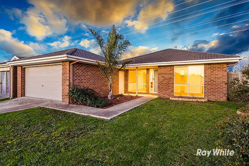 16 Fishburn Place, Cranbourne West VIC 3977