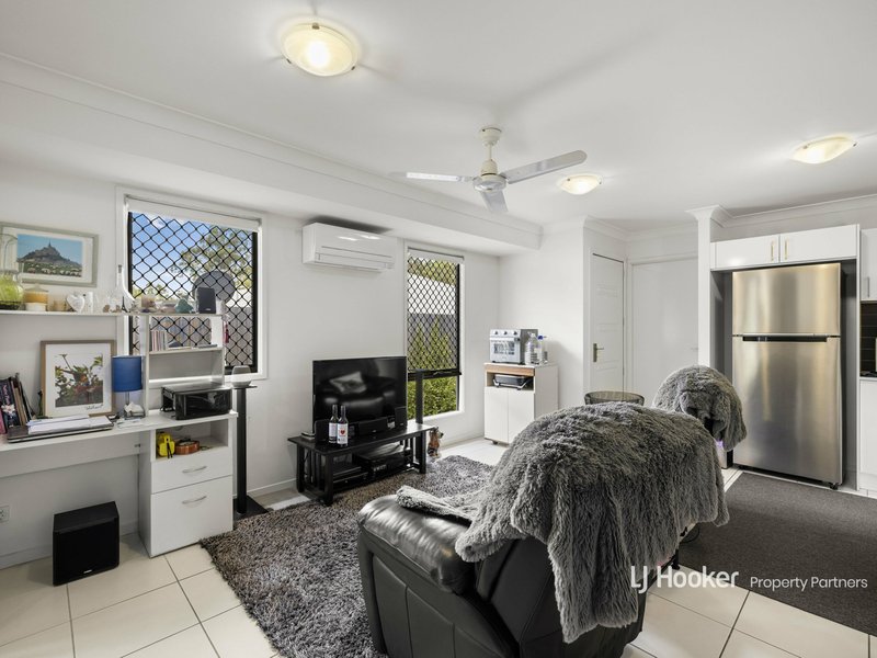 Photo - 16 Folkes Close, Bellbird Park QLD 4300 - Image 21