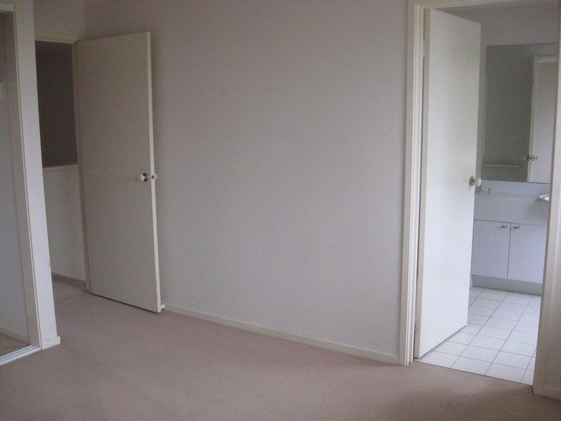 Photo - 16 Forbes Place, Balwyn North VIC 3104 - Image 8