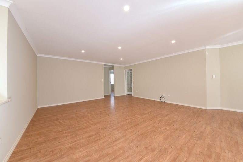 Photo - 16 Fordham Avenue, Clarkson WA 6030 - Image 10