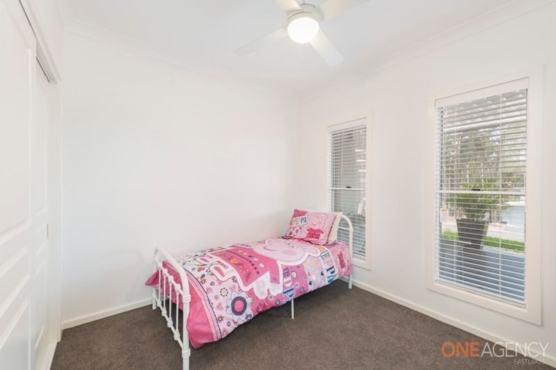 Photo - 16 Forest Owl Crescent, Murrays Beach NSW 2281 - Image 18