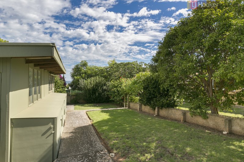 Photo - 16 Forrest Avenue, Marino SA 5049 - Image 18