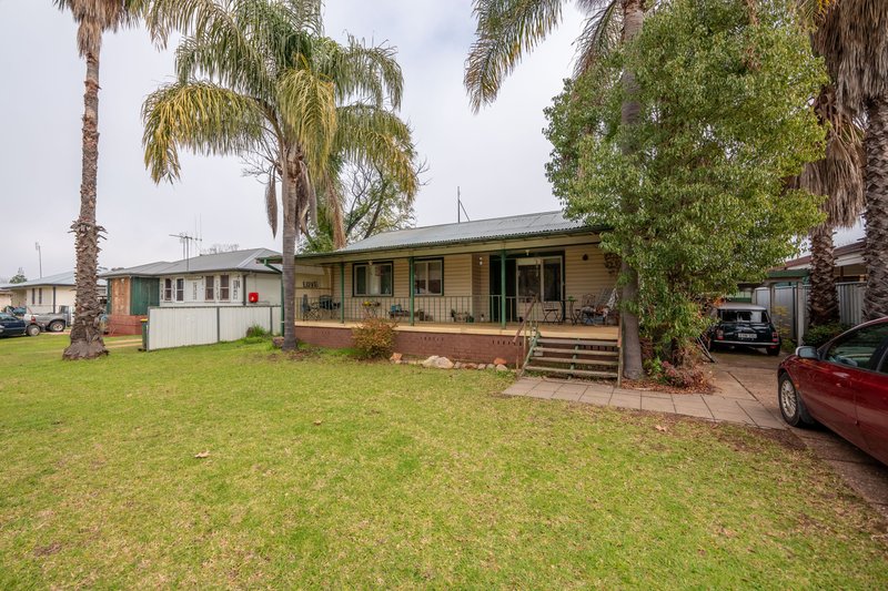 Photo - 16 Forster Street, Forbes NSW 2871 - Image 2