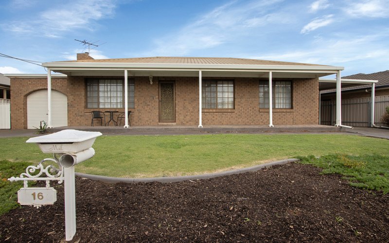 Photo - 16 Fortrose Avenue, Seaton SA 5023 - Image 1