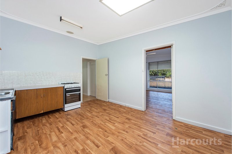 Photo - 16 Fourth Avenue, Mandurah WA 6210 - Image 4