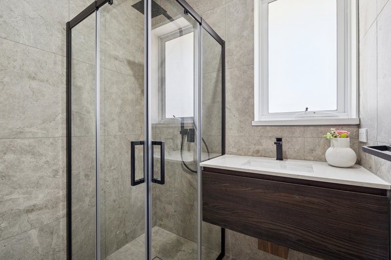 Photo - 16 Frankston Street, Reservoir VIC 3073 - Image 7