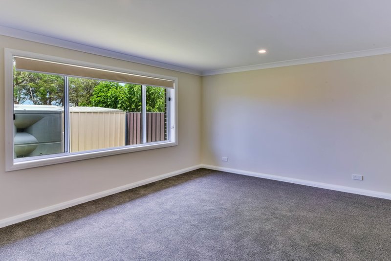 Photo - 16 Fraser Street, Tahmoor NSW 2573 - Image 6