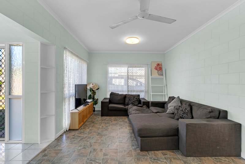 Photo - 16 Friendship Street, Bentley Park QLD 4869 - Image 7