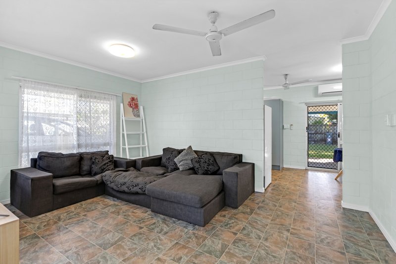 Photo - 16 Friendship Street, Bentley Park QLD 4869 - Image 8