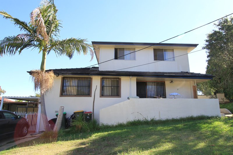 Photo - 16 Friesian St , Busby NSW 2168 - Image 2