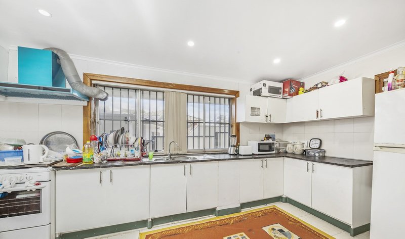 Photo - 16 Friesian St , Busby NSW 2168 - Image 5