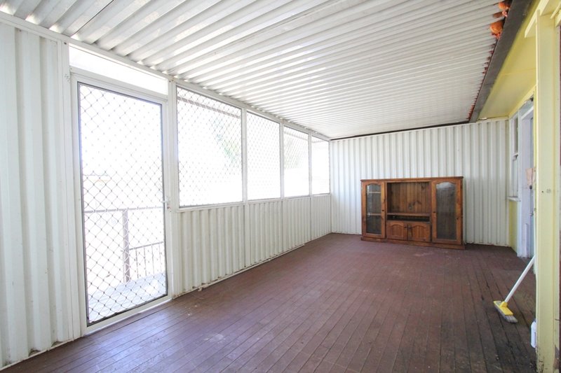 Photo - 16 Gallop Street, Warwick Farm NSW 2170 - Image 6