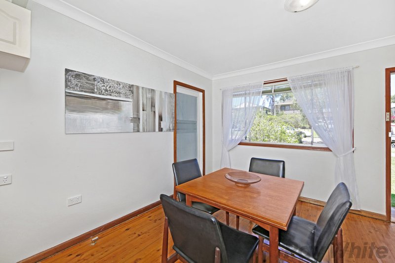 Photo - 16 Gamban Road, Gwandalan NSW 2259 - Image 10