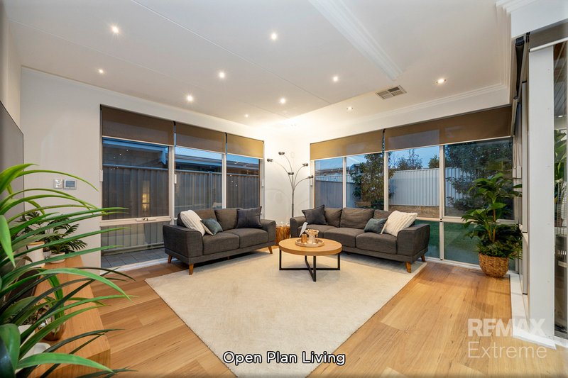 Photo - 16 Gangway Turn, Alkimos WA 6038 - Image 19