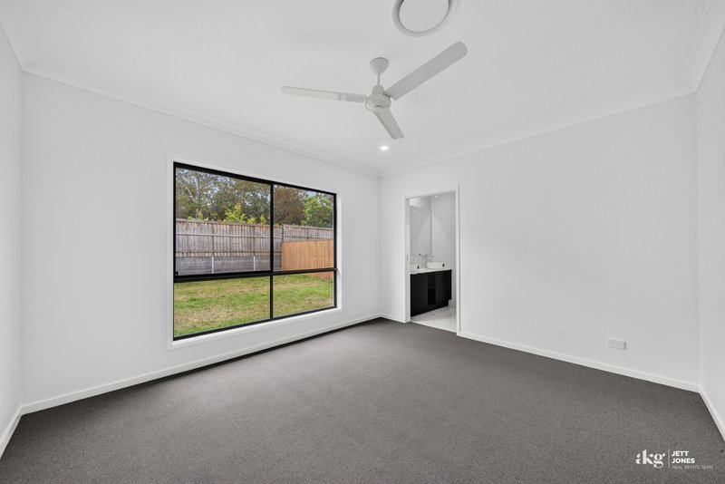 Photo - 16 Garnet Court, Chambers Flat QLD 4133 - Image 14