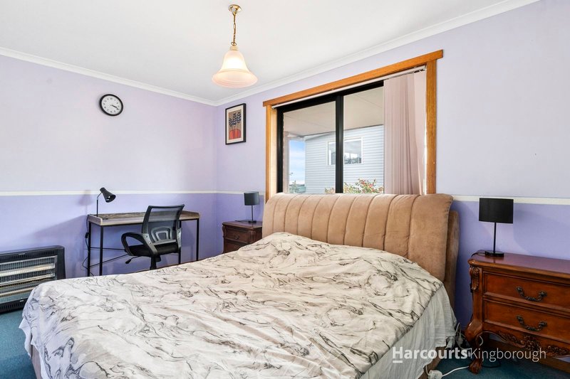 Photo - 16 Garnett Street, Blackmans Bay TAS 7052 - Image 7