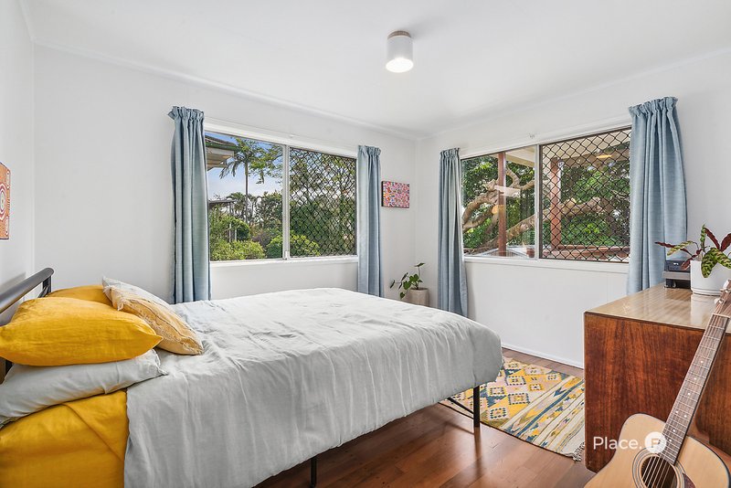 Photo - 16 Gatling Road, Cannon Hill QLD 4170 - Image 9