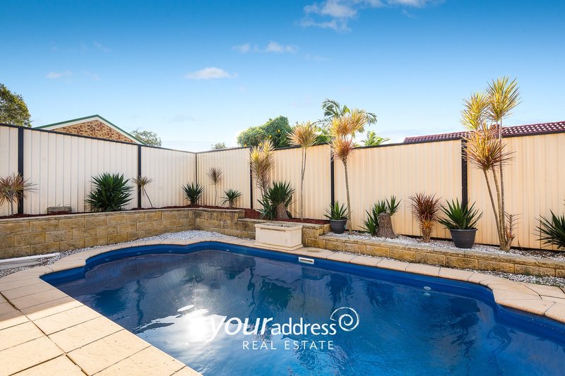 Photo - 16 Geaney Boulevard, Crestmead QLD 4132 - Image 3