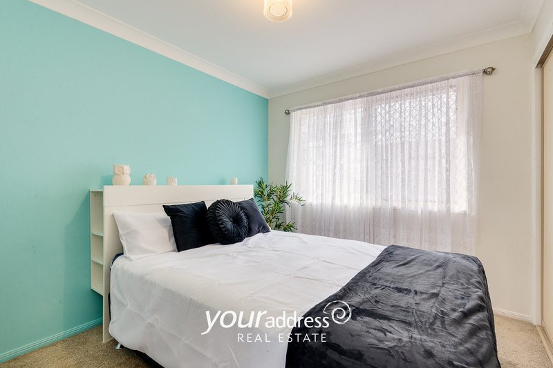 Photo - 16 Geaney Boulevard, Crestmead QLD 4132 - Image 9