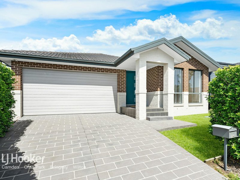 16 Geoghegan Circuit, Oran Park NSW 2570