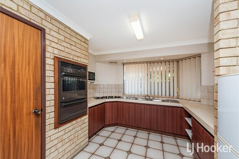 Photo - 16 Geographe Way, Thornlie WA 6108 - Image 7