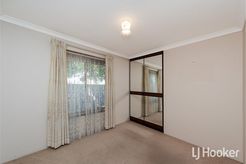 Photo - 16 Geographe Way, Thornlie WA 6108 - Image 19