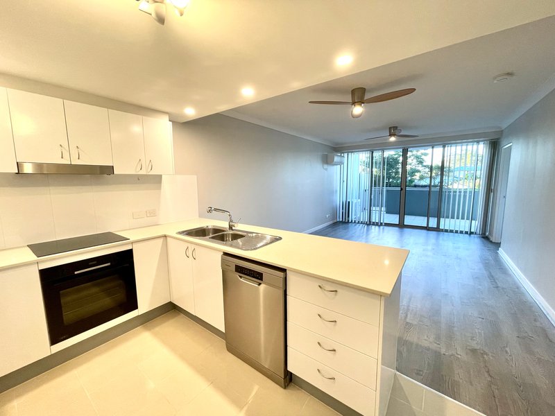 Photo - 1/6 George Street, Deception Bay QLD 4508 - Image 5