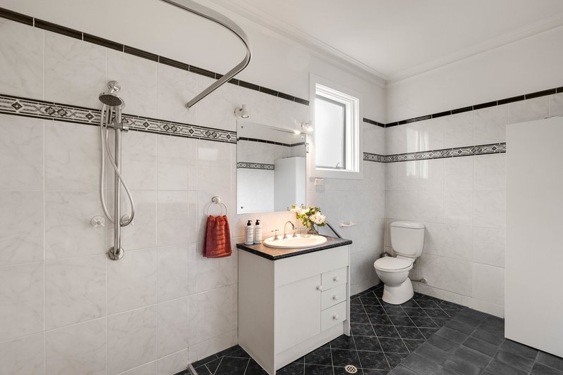 Photo - 16 Gladstone Road, Mile End SA 5031 - Image 10
