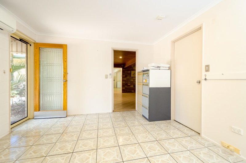 Photo - 16 Glen Eden Drive, Glen Eden QLD 4680 - Image 15