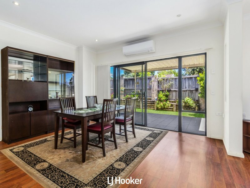 Photo - 1/6 Glen Street, Galston NSW 2159 - Image 4