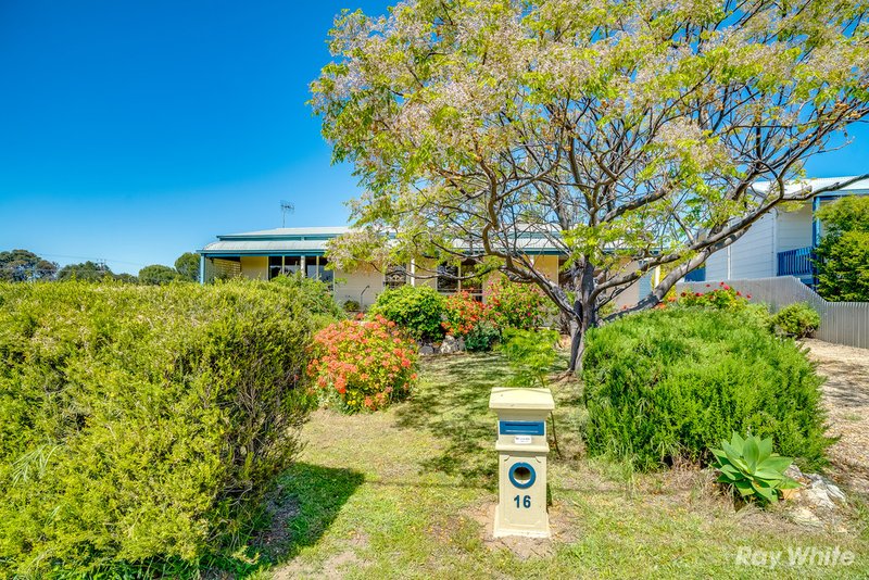 Photo - 16 Godfrey Street, Goolwa Beach SA 5214 - Image 2