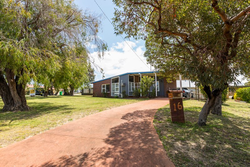 Photo - 16 Goldsmith Street, South Bunbury WA 6230 - Image 16