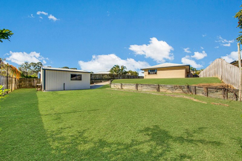 Photo - 16 Golf View Drive, Boyne Island QLD 4680 - Image 14