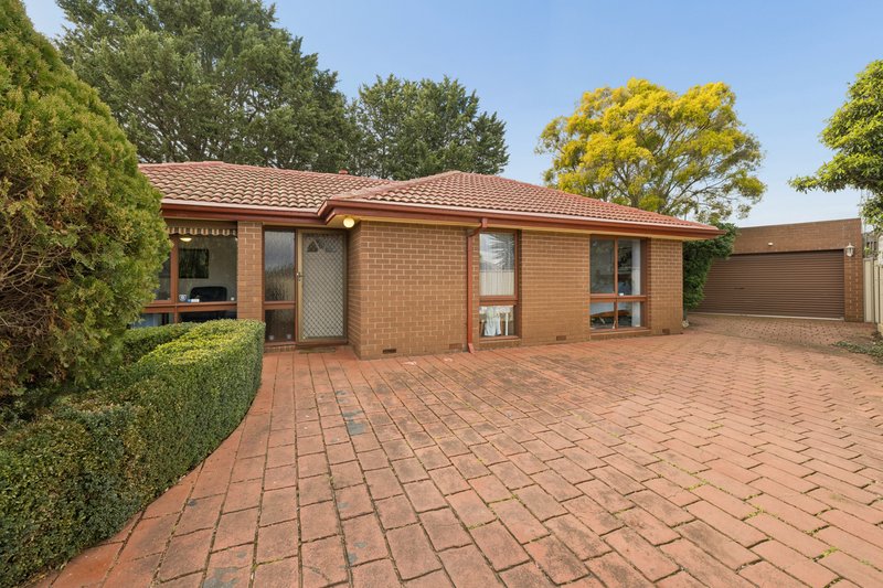 Photo - 16 Gorae Court, Westmeadows VIC 3049 - Image 1