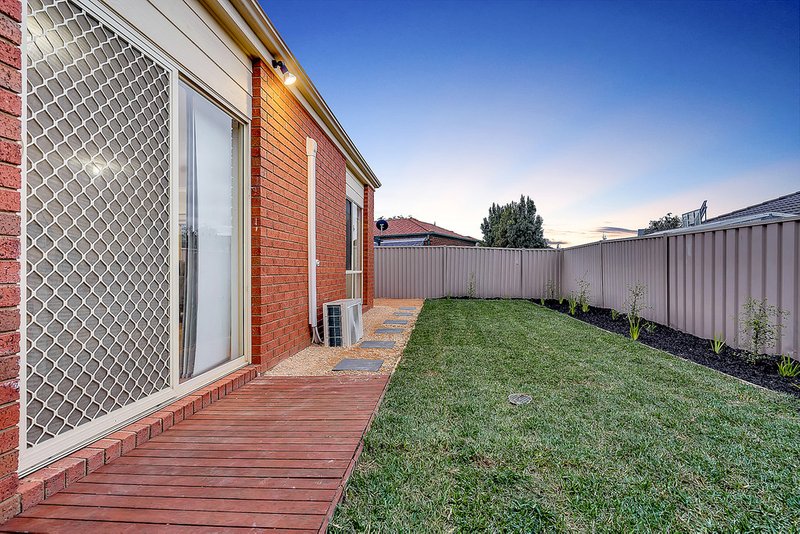 Photo - 16 Goulburn Way, Craigieburn VIC 3064 - Image 19