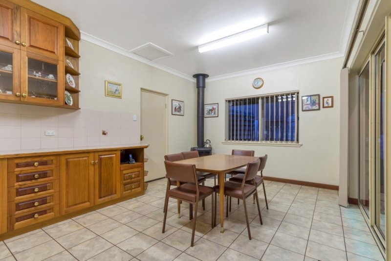 Photo - 16 Gove Road, Enfield SA 5085 - Image 6