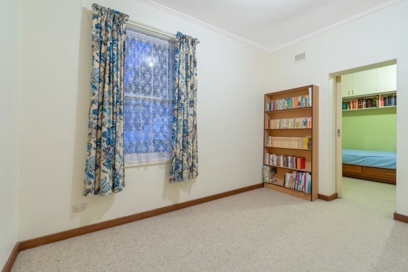 Photo - 16 Gove Road, Enfield SA 5085 - Image 11