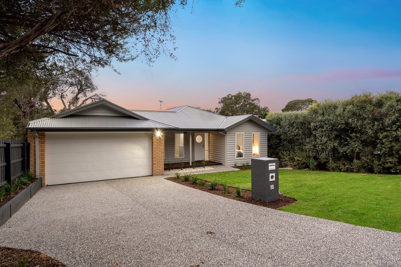 16 Goyarra Street, Rye VIC 3941