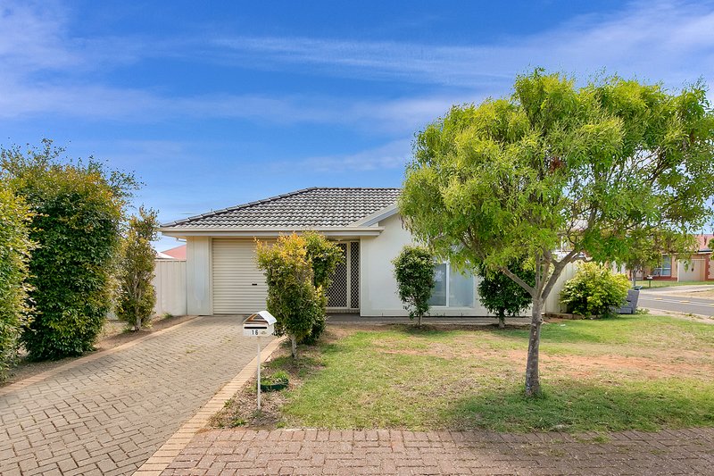 16 Grace Boulevard, Smithfield Plains SA 5114