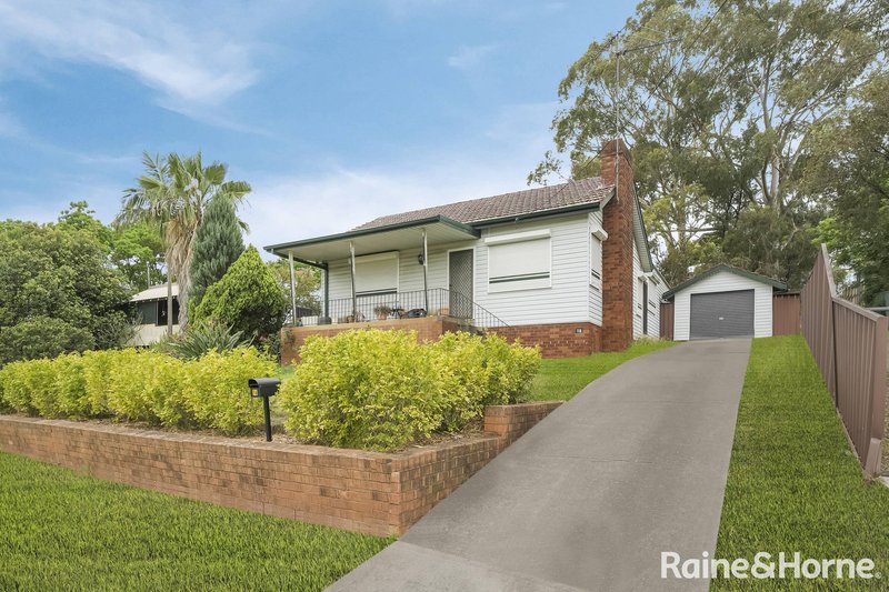 16 Grandview Drive, Campbelltown NSW 2560