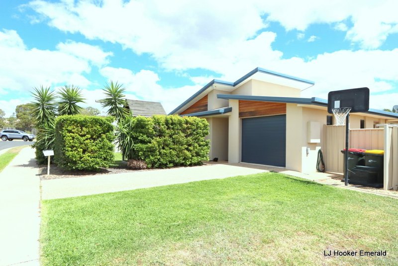 1/6 Grange Court, Emerald QLD 4720