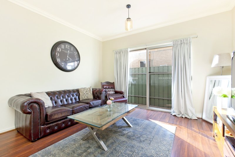 Photo - 16 Grasswren Way, Mawson Lakes SA 5095 - Image 2