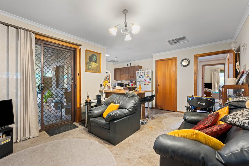 Photo - 16 Green Crescent, Hillbank SA 5112 - Image 9