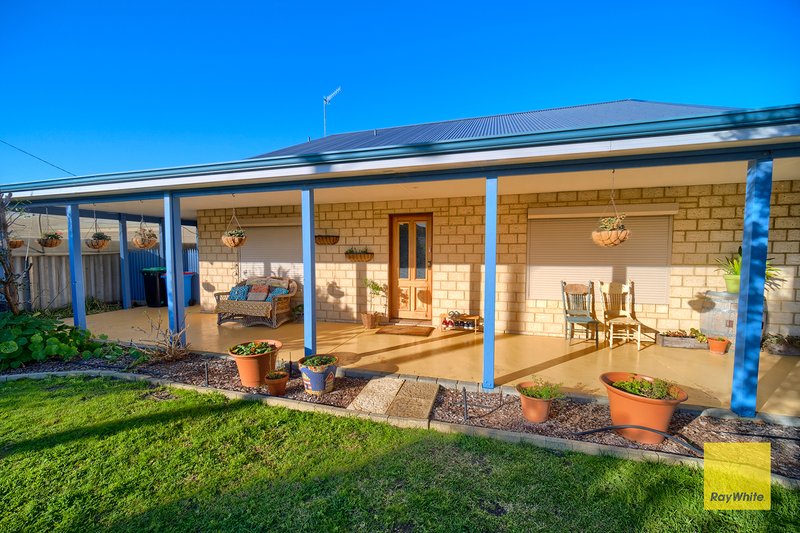 Photo - 16 Green Island Crescent, Bayonet Head WA 6330 - Image 4